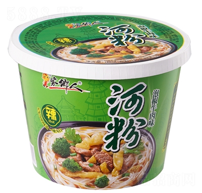 家鄉(xiāng)人泡椒牛肉味河粉桶裝懶人方便速食夜宵