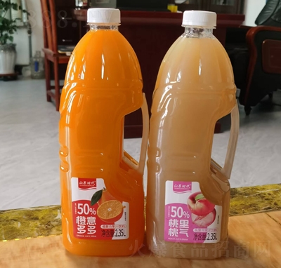 ɽ���r���ȏ�(f��)�Ϲ�֭���2.35L