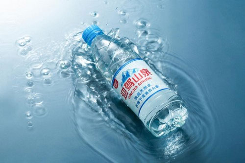 ���Ї���ˮ���\(y��n)����ӭ�{ɽȪ��(qi��ng)�ݵǈ�